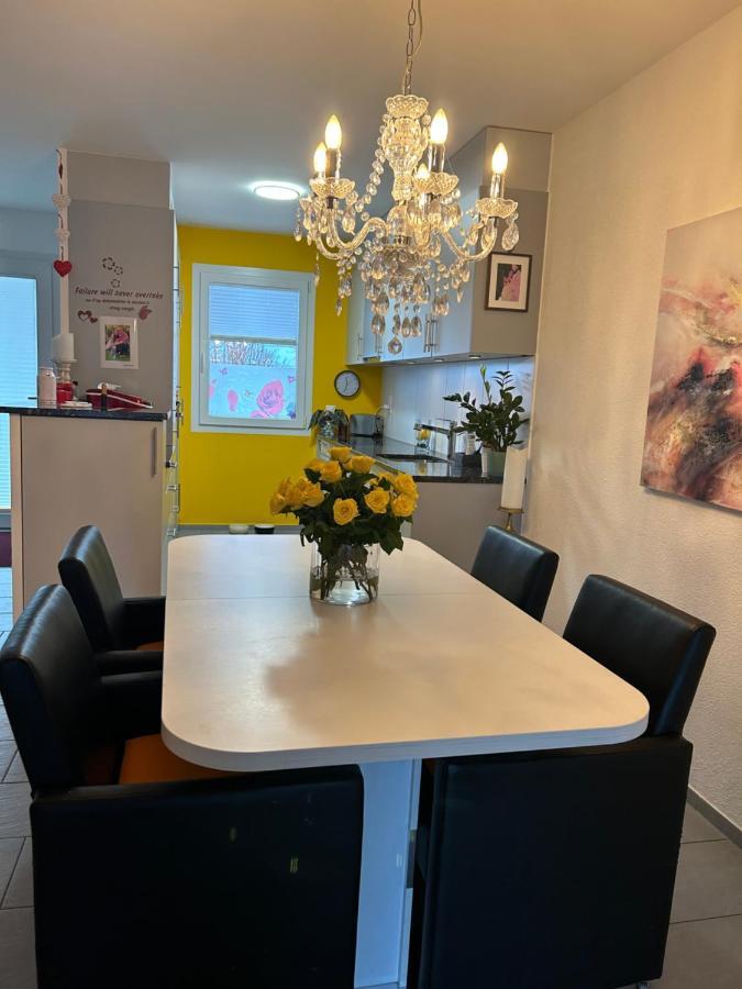 Daianas Corner Lägenhet Elgg Exteriör bild